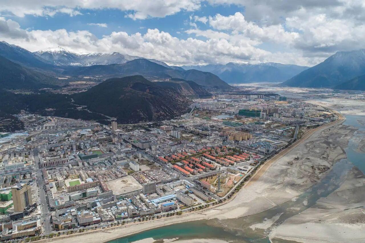 湖南省一建園林建設(shè)有限公司 湖南省一建園林建設(shè)有限公司